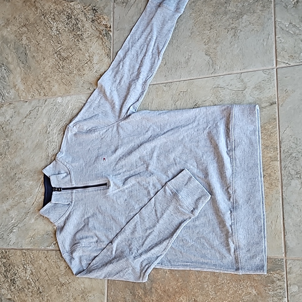 Tommy Hilfiger Boys Gray quarter Zip shirt.  NWT.  Size 12/14 (Medium).